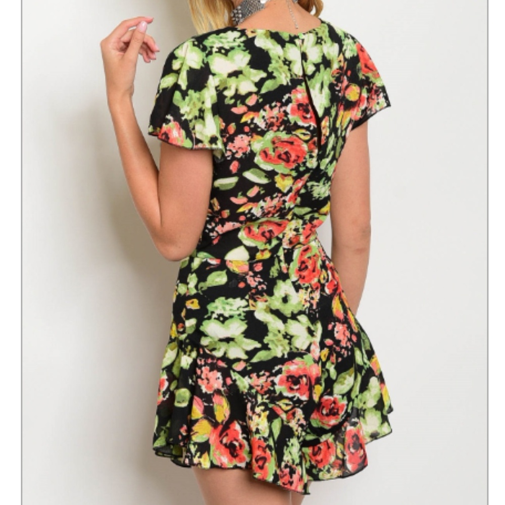 NWT Black/Neon Floral Flutter Hem Boho Romper - Picture 2 of 5